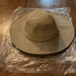 Classic Tan Women's Hat